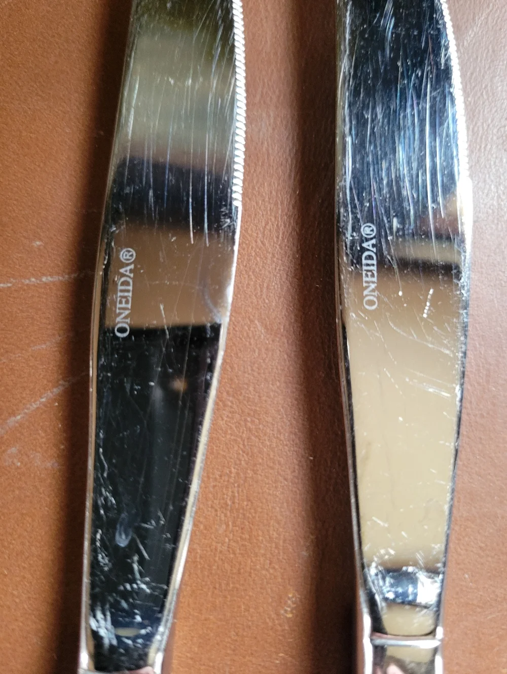Oneida Stainless FLIGHT / RELIANCE Dinner Knives - Set of 2